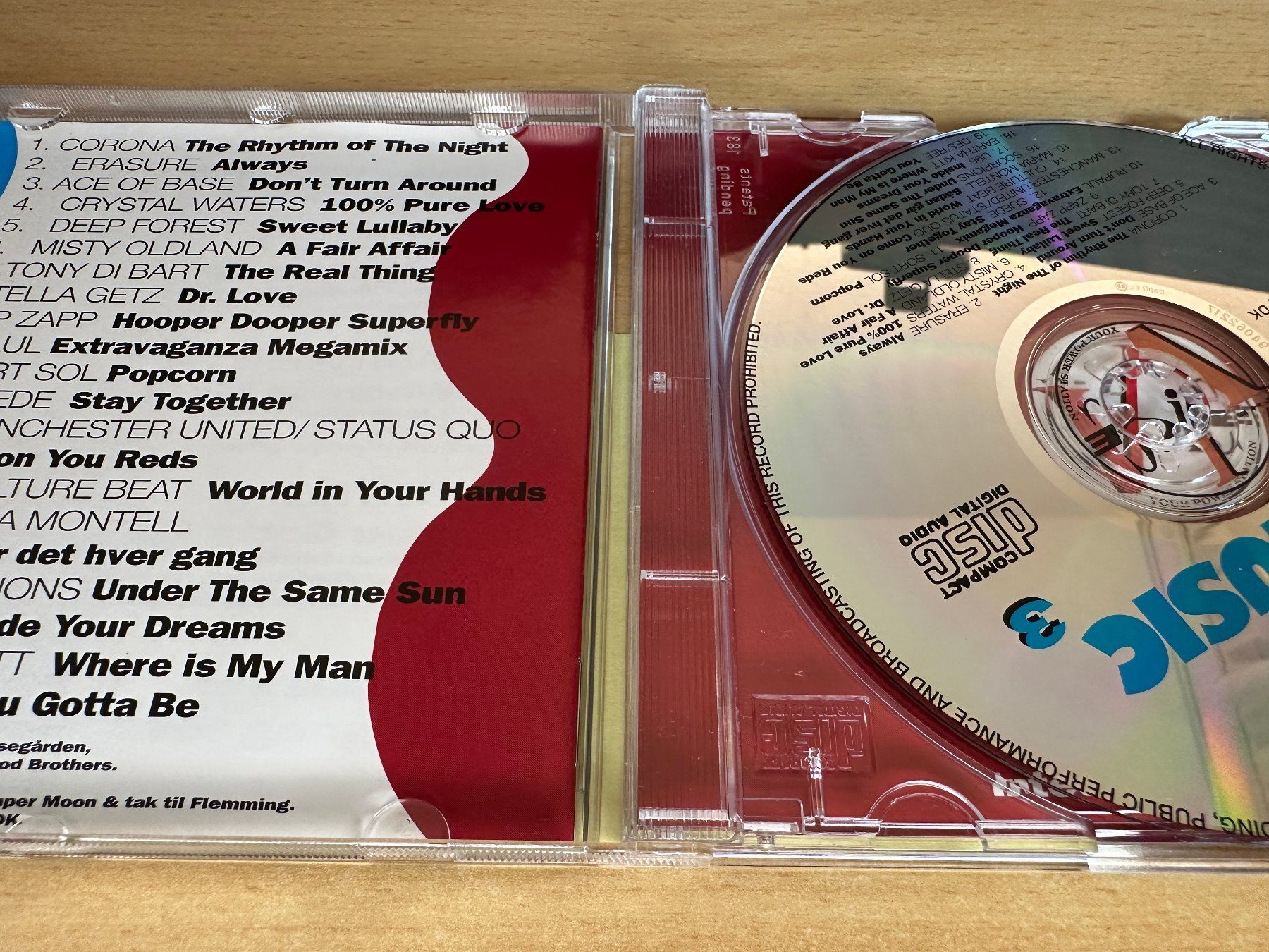 CD: Various – More Music 3 – Usato da Rikon im Tösstal venduto da Alpenmutz 2