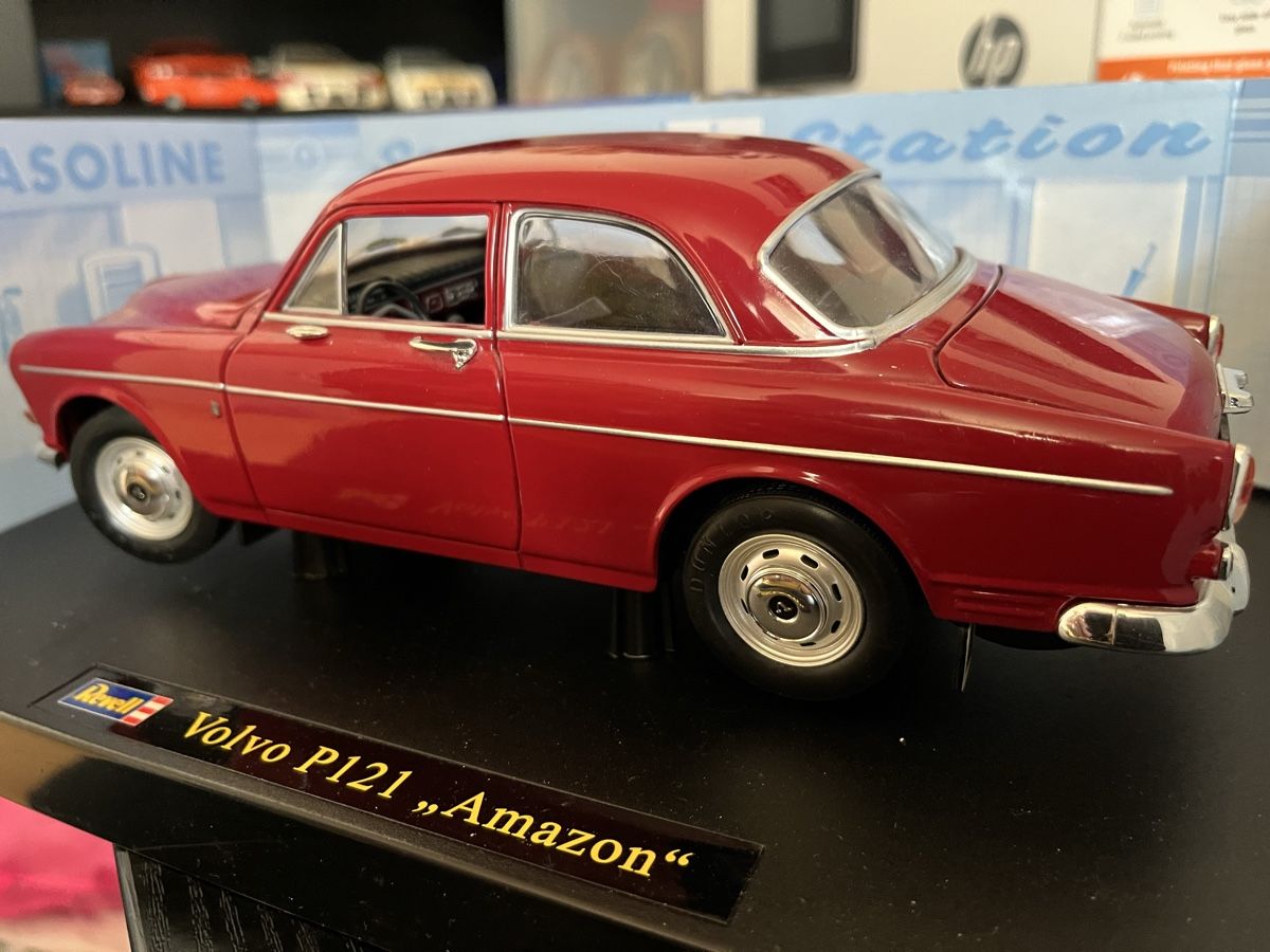 Volvo Modellini d'auto: Volvo P121 Amazon. 1:18 Revell – Usato da Rümlang venduto da Papamoll4 1