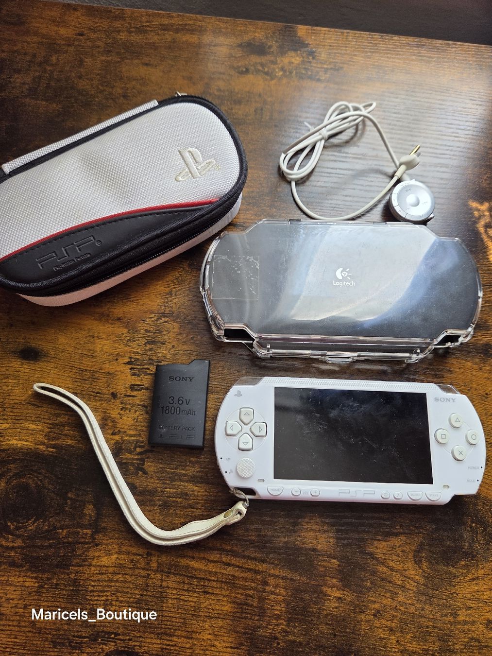 Sony Konsolen: Sony PSP Console - FOR PARTS / DEFECTIVE - Includes Case – Defekt aus Winterthur von Maricels_Boutique 1