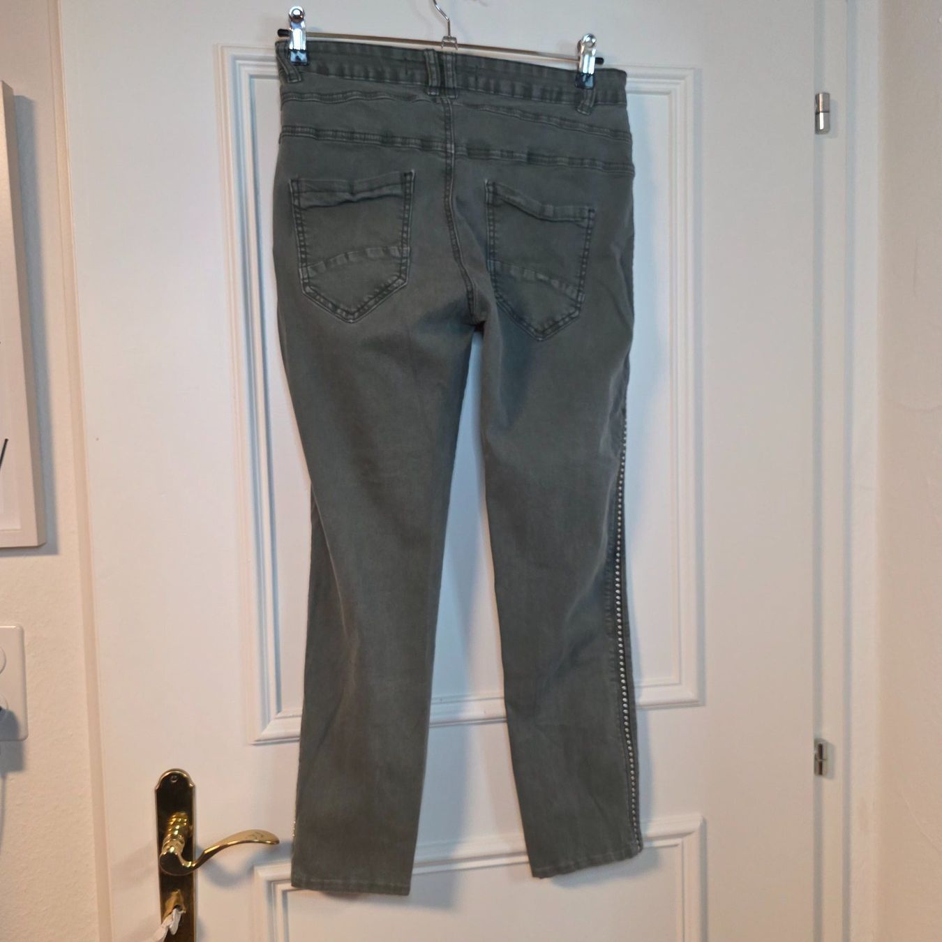 Jeans: Multiblu Jeans mit Nieten olive Gr. 38 – Usato da Wald ZH venduto da CapLux 8
