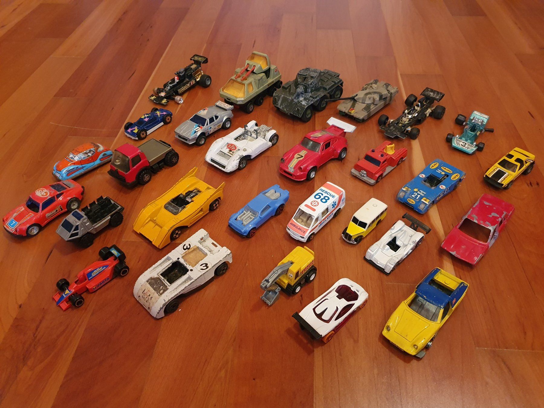 Modellini d'auto: Auto Schrottplatz – Difettoso da Triesen venduto da platzproblem1