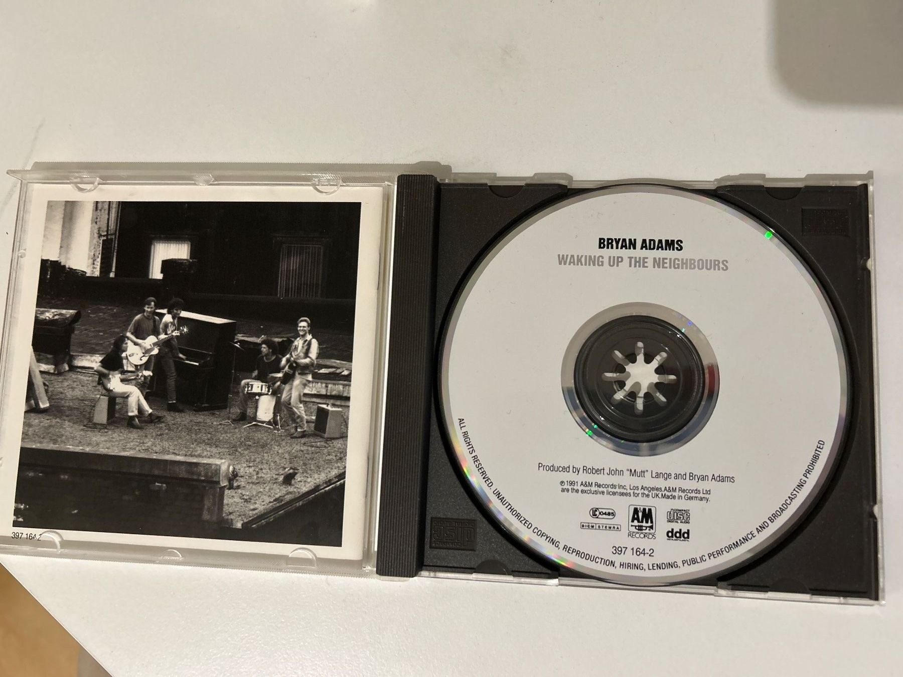 CD: CD- Bryan Adams - Waking Up The Neighbours – Usato da Guntershausen venduto da Gloominati 2