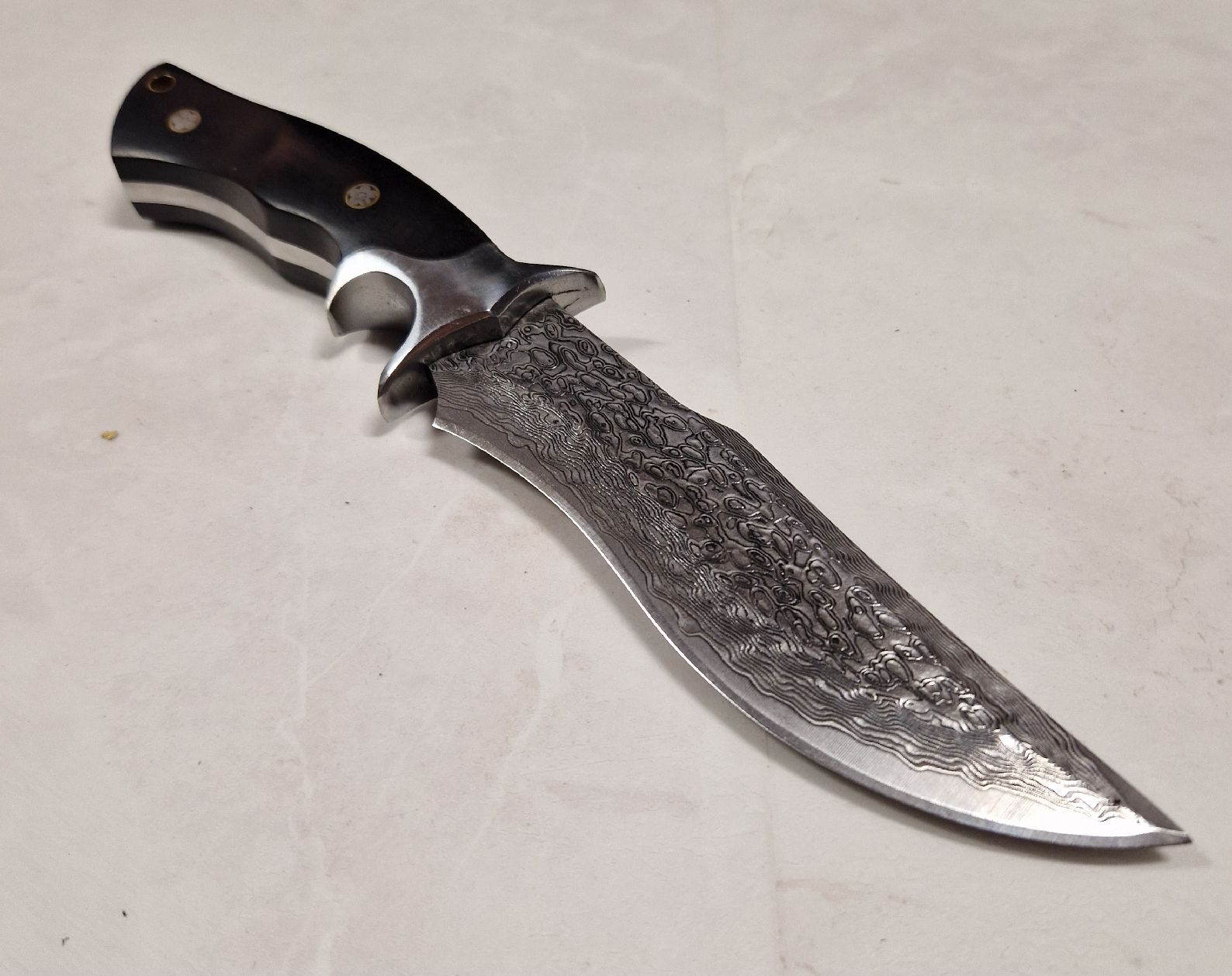 Accessori: Damast Jagdmesser, Neu – Nuovo e nell'imballaggio originale da Dorf venduto da Messer-Schweiz 2