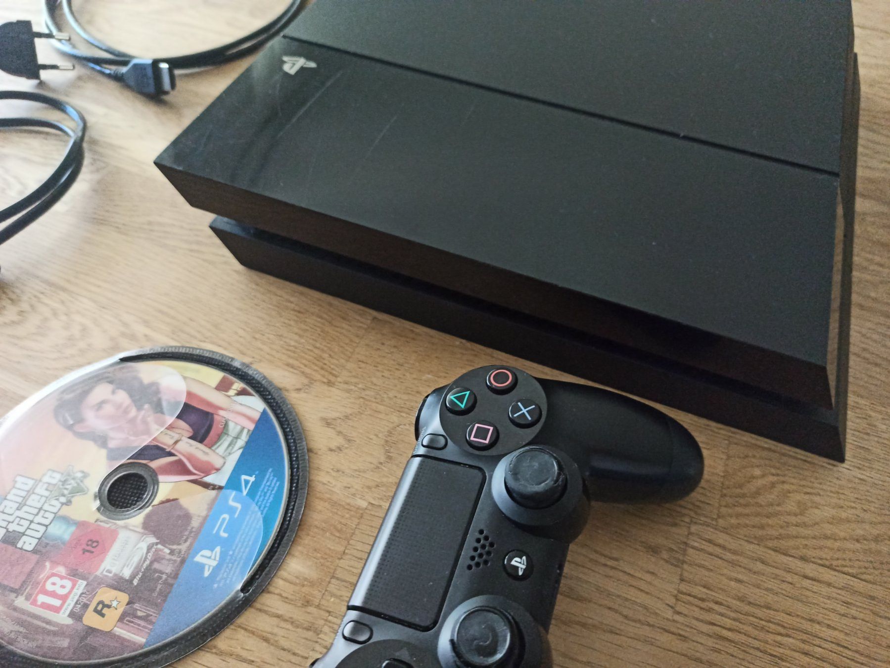 Sony Consoles: Sony - PlayStation 4 - PS4 FAT / Controller / usw... – D'occasion à Oberweningen par mar_87mx 2