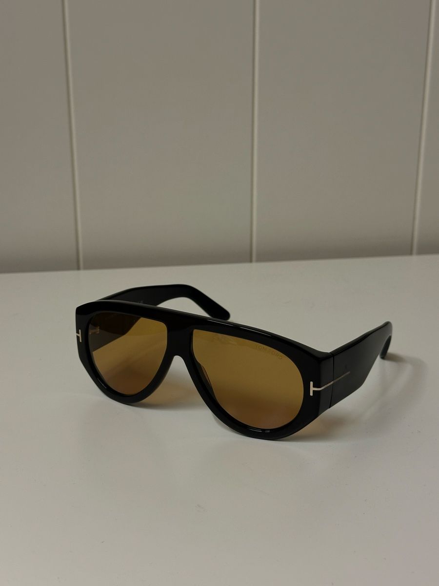 Tom Ford Brillen & Gläser: Tom Ford Bronson Sonnenbrille – Gebraucht aus Vaduz von whitepalmtree 1