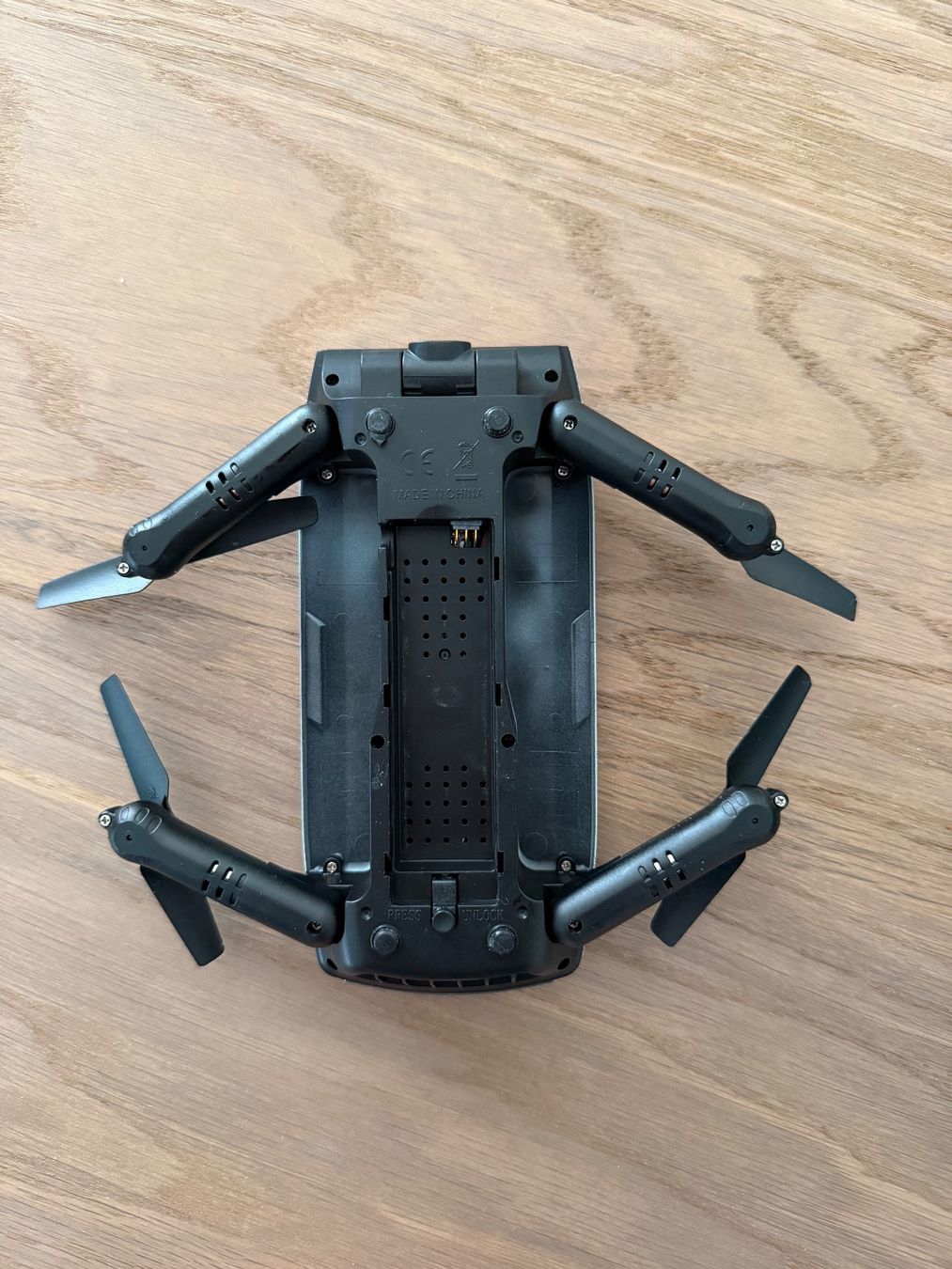 Kit di modellismo & Modellini statici: Eachine Mini Drohne E56 – Nuovo (secondo la descrizione) da Kloten venduto da canela9 1