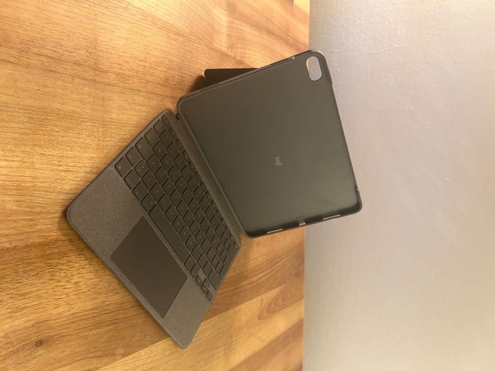 Logitech Combo Touch für IPad Air 10.9 4th/5th Gen. | Kaufen auf Ricardo