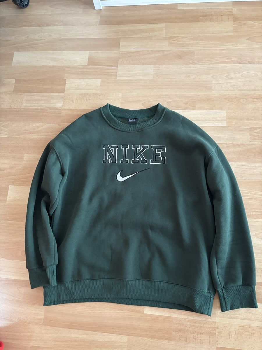 Nike Pulls & Sweat-shirts: Vintage Nike Sweater – Neuf (Voir description) à Dachsen par lol_r77z