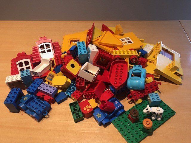 Lego Giocattoli: Lego Duplo 2.5 kg – Usato da Altbüron venduto da zet_pnw5