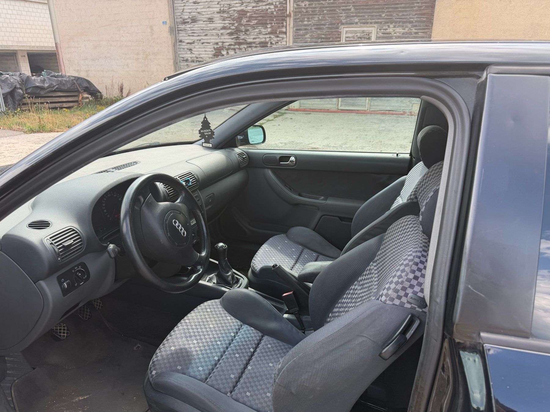 Audi Autos: Audi A3 1.8T 1999 - a vendre – D'occasion à Courrendlin par sas_8rqj 3