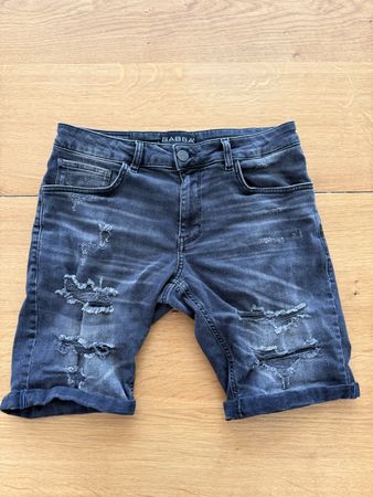 Gabba Jeans Shorts Zerrissen Gr. 32 Sommerliche Herrenmode 4