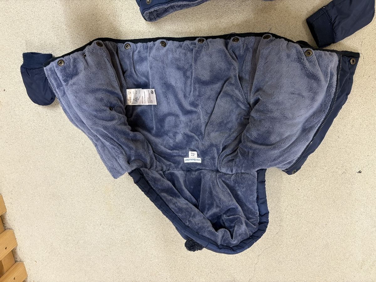 Vertbaudet Kleiderpakete & -sets: Winter Overall- 6Monate – Gebraucht aus Zürich von chemostat 1
