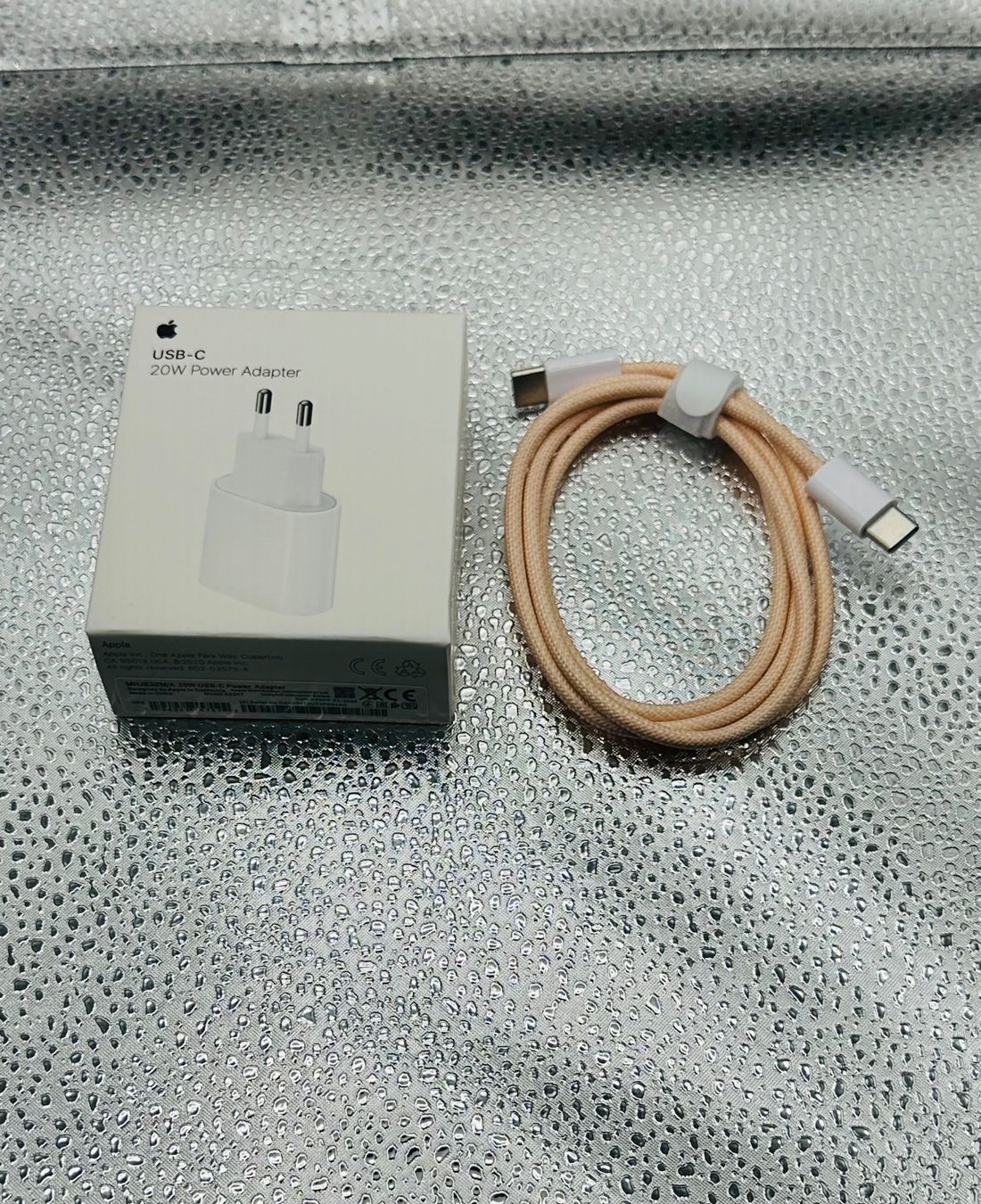 Apple Caricabatterie: Apple 15+16 USB-C Ladegerät + Kabel NEU – Nuovo e nell'imballaggio originale da Wohlen AG venduto da OnlineMarket55