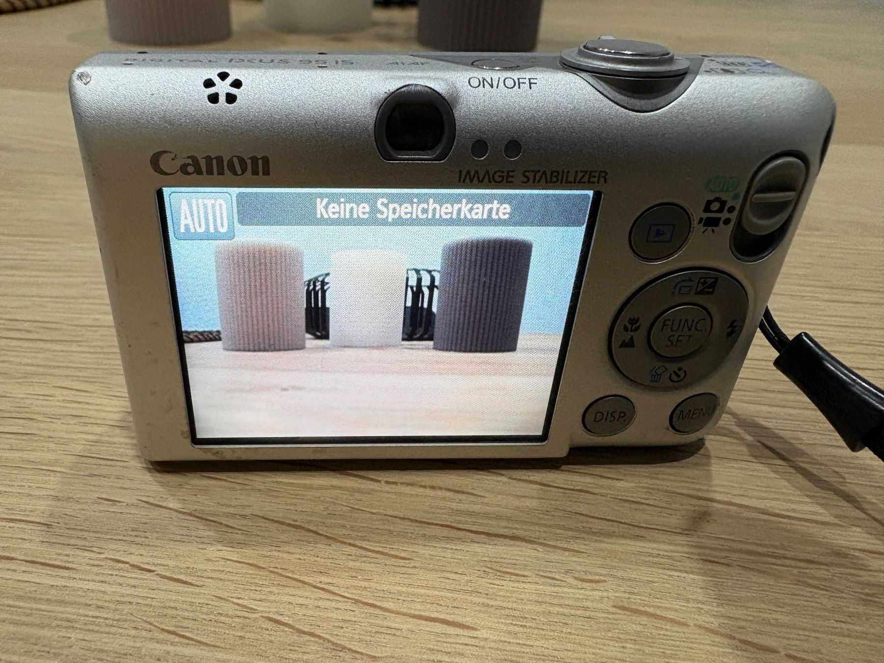 Canon Fotocamera: Canon  IXUS 95 IS  Digitalkamera – Usato da Lausen venduto da sen_jm7c 3