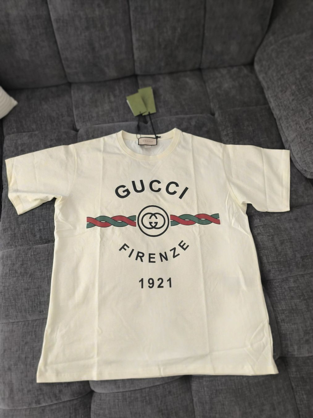 Gucci T-shirt: original T-Shirt Gucci L oversize – Nuovo e nell'imballaggio originale da Oensingen venduto da Outlet_Super_Sale 3