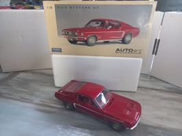 Ford Mustang GT 1968 1/18 Autoart