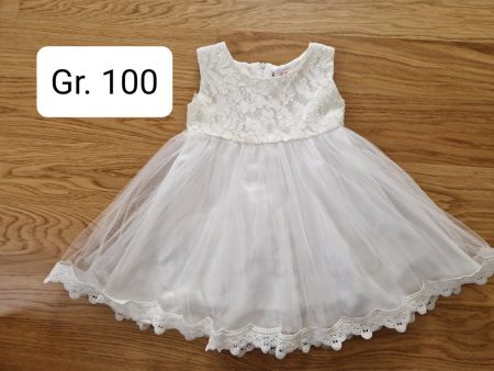 Festkleid ca. Grösse 68 oder 74