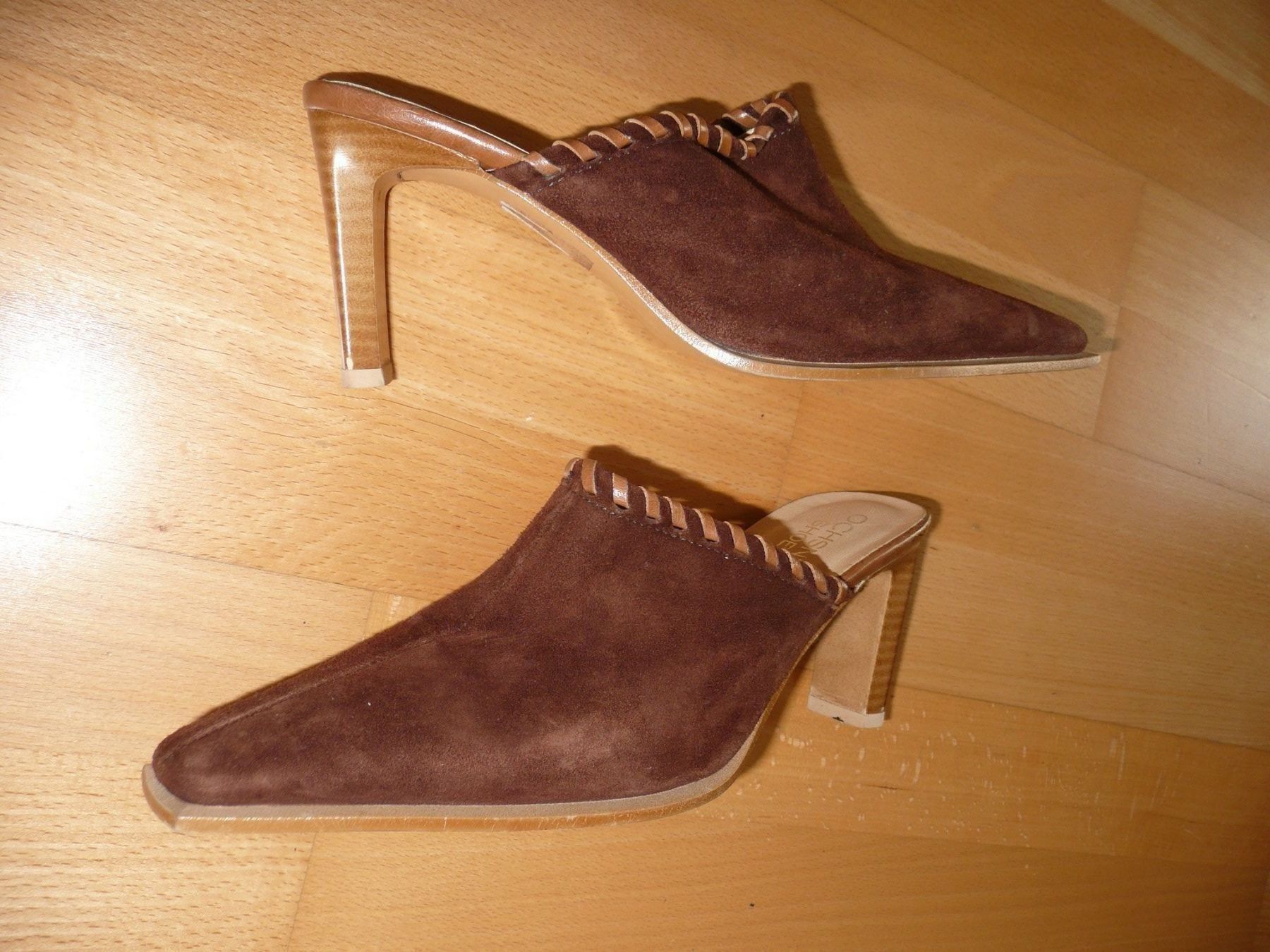 Chaussures femmes: Brauner Ochsner Schlüpfschuh Grösse 36 – D'occasion à Winkel par Flyhy2020 1