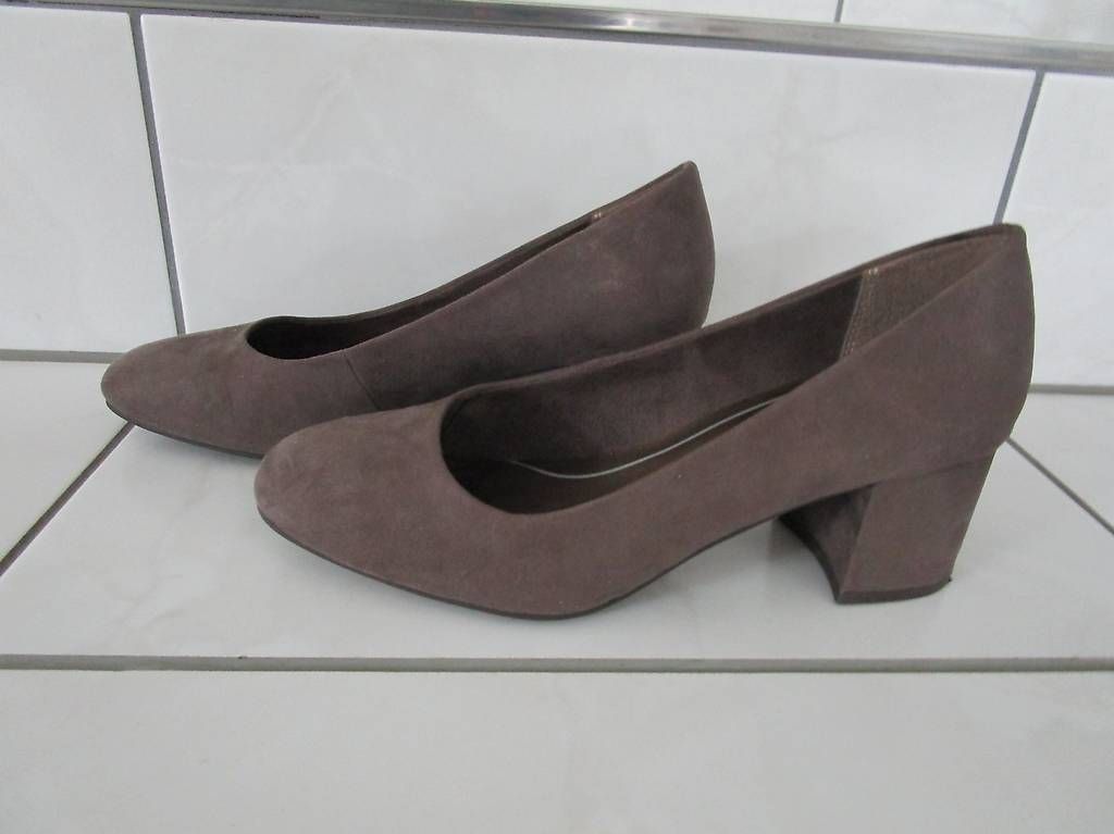 Scarpe da donna: Pumps Marco Tozzi Gr. 38 Farbe pepper – Usato da Volketswil venduto da Globine100 1