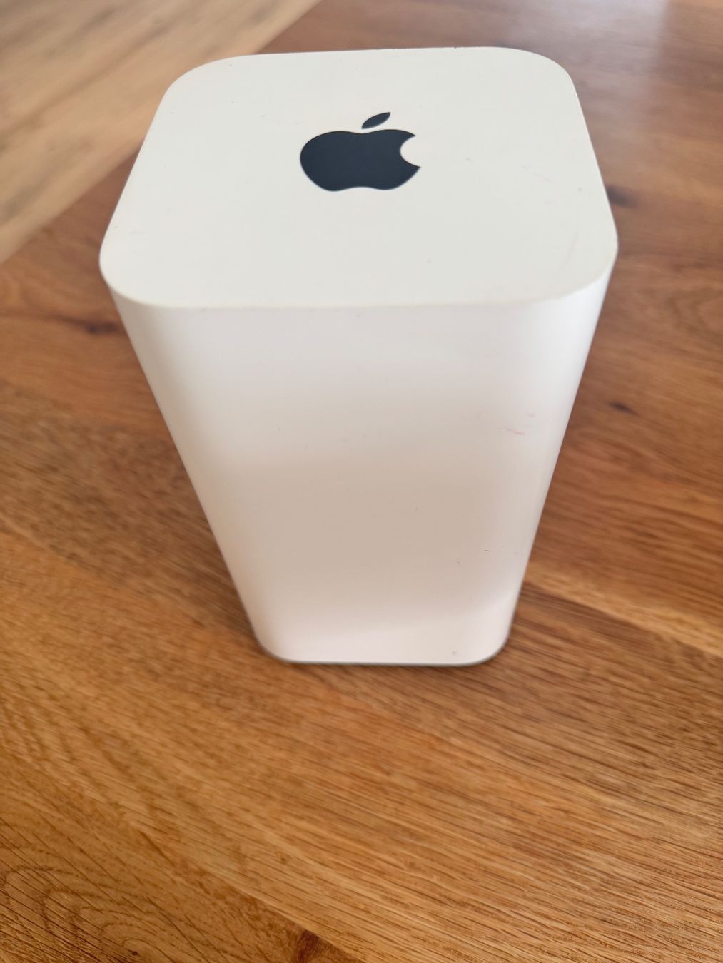 Apple Modem & Router: Apple A1470 Time Capsule! – Usato da Einsiedeln venduto da Nadine_Nadine 2