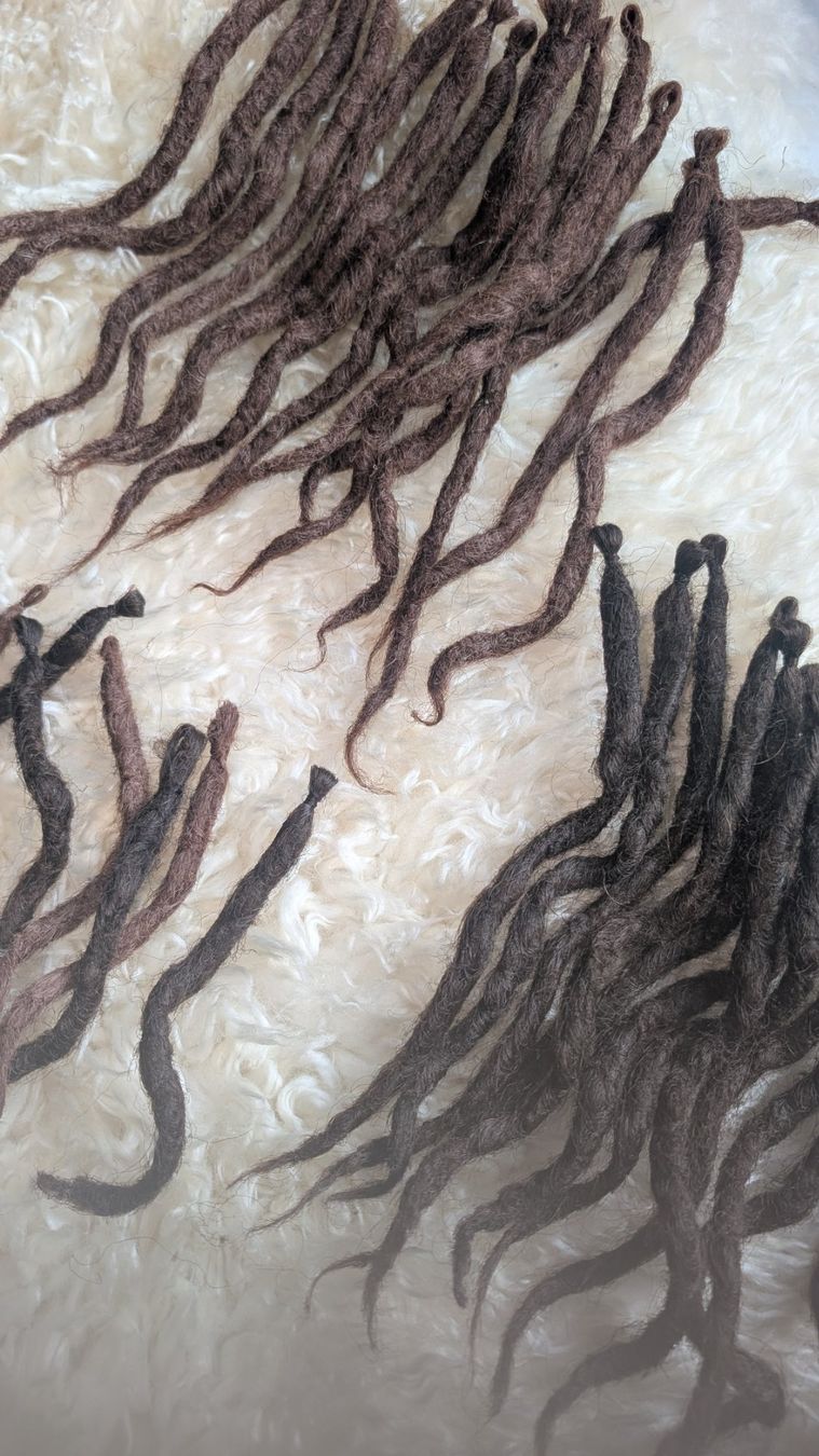 Haarschmuck: Dreadlocks, Clip In, Rasta, Breads, Synthetic Hair – Gebraucht aus Sarmenstorf von T.Sunl8 5