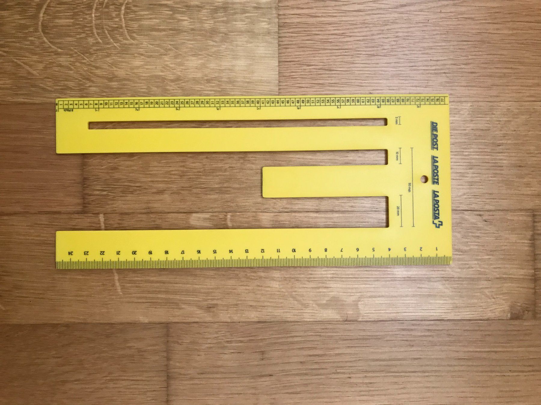 Altro in Scrittura & Disegno: Die Post Briefschablone mit Lineal 24 cm – Nuovo (secondo la descrizione) da Zug venduto da Cry71 1