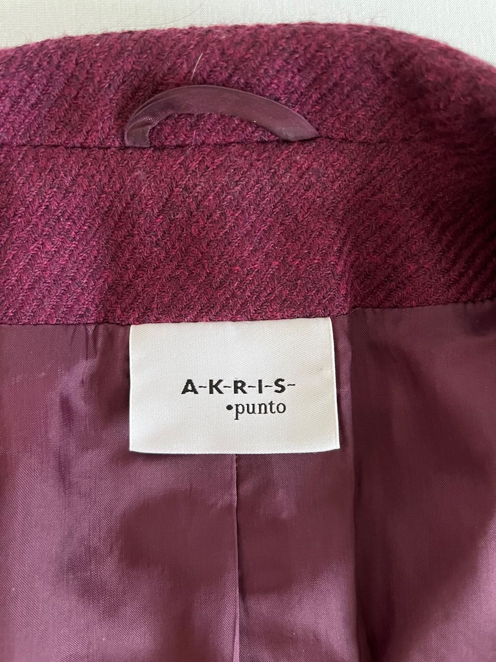 Akris Giacche: Blazer AKRIS punto taille 40 – Usato da Le Crêt-p-Semsales venduto da staglione69 2