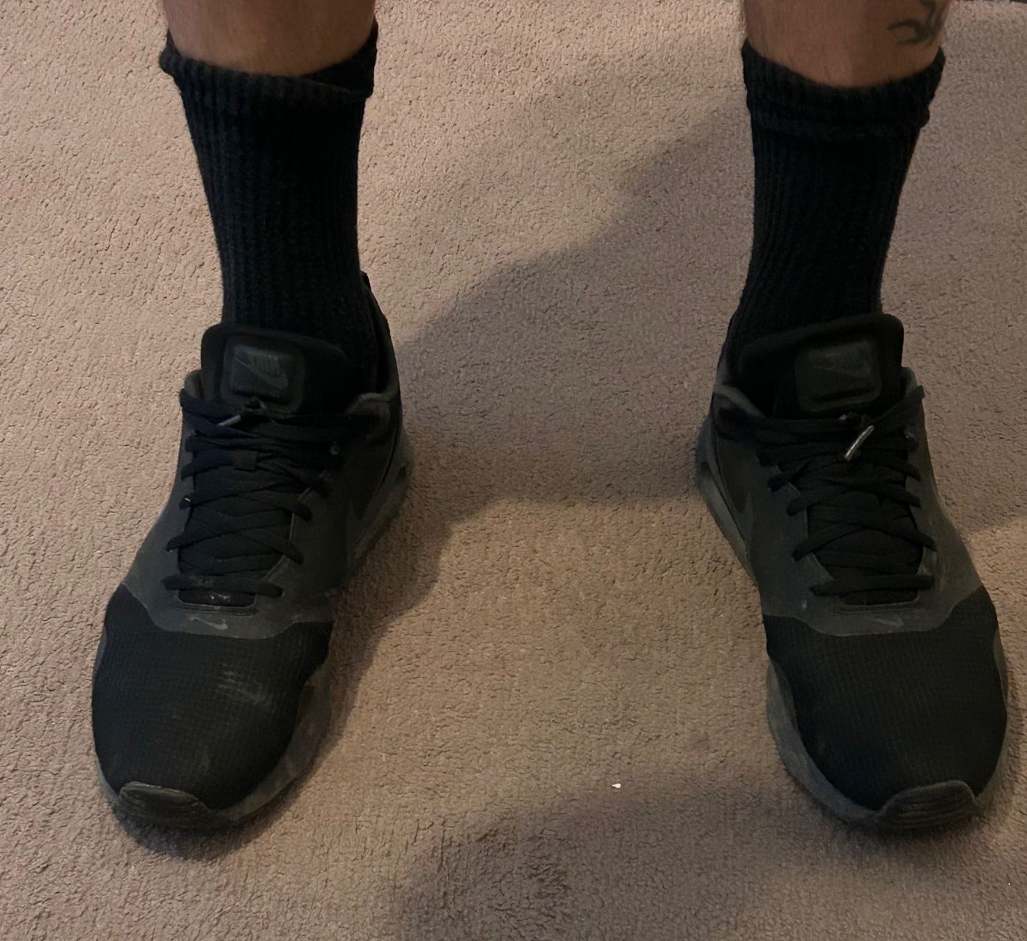 Nike Scarpe da uomo: Nike Air Max Tavas – Usato da Zürich venduto da Facellas 6