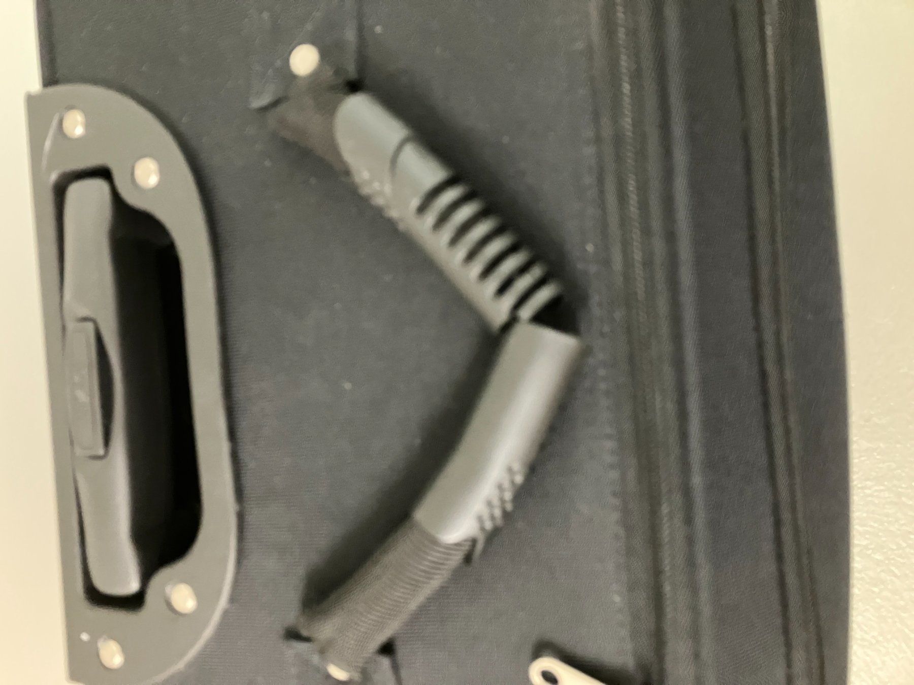 Valises de voyage: Reisekoffer schwarz – D'occasion à Dottikon par wanderlaedeli 1