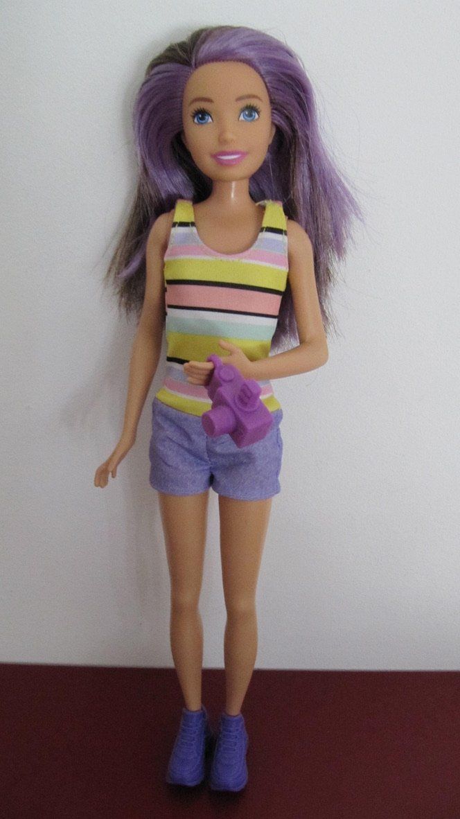 Puppen: Barbie Puppe mit lila Strähnen – Gebraucht aus Brunnen von Kiwiland1