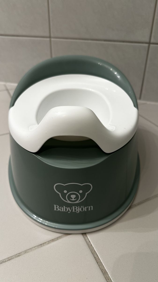 Babybjörn WC: BabyBjörn Töpfchen/ Potty  – Nuovo (secondo la descrizione) da Zürich venduto da KrisZH 1