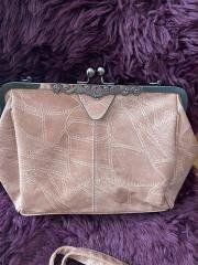Sacs femmes: NEUE HAND-UMHÄNGE-RETRO-TASCHE – D'occasion à pratteln par Mickely1 3