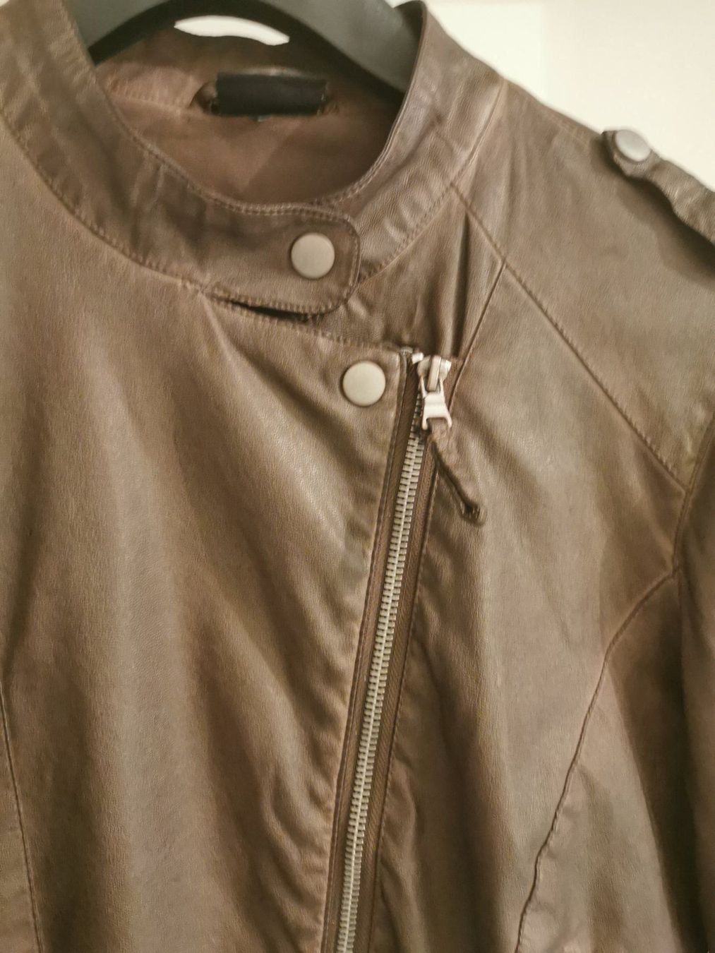 Jacken: Braune Kunstleder Jacke in M – Gebraucht aus Stäfa von basidis 1