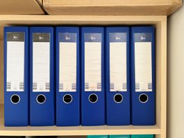 Ordner A4 7cm Blau in sehr gutem Zustand (s.orig. Bilder)