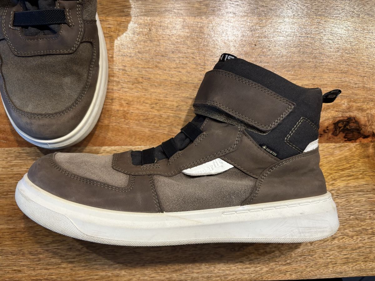 Superfit Scarpe per ragazzi: Superfit Herbst-Winterschuhe Gr.40 – Usato da Oberdorf SO venduto da sa-na 2