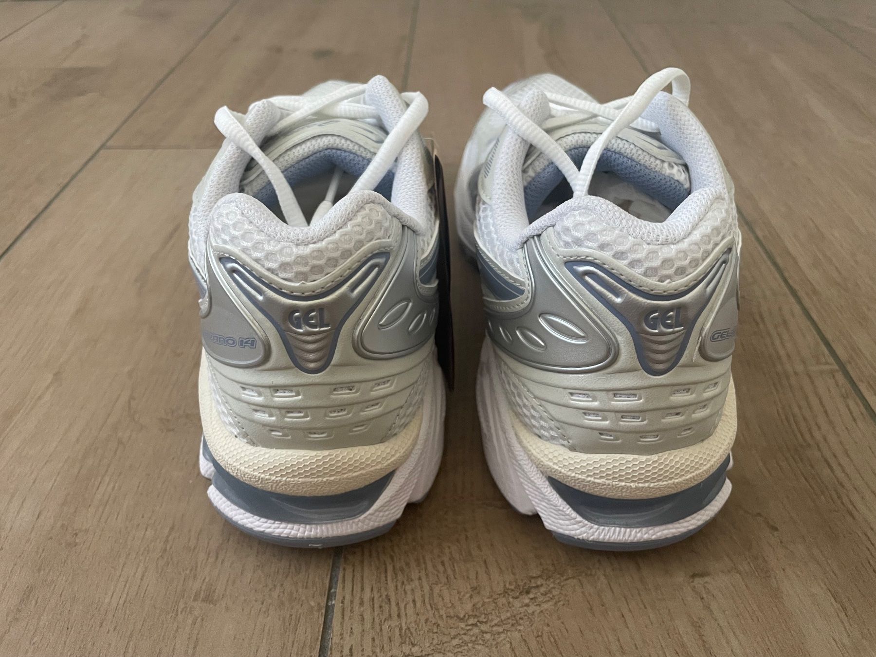 Asics Scarpe da donna: Asics Gel-Kayano Gr. 40.5 NEU – Nuovo e nell'imballaggio originale da Waltenschwil venduto da hansnine 3
