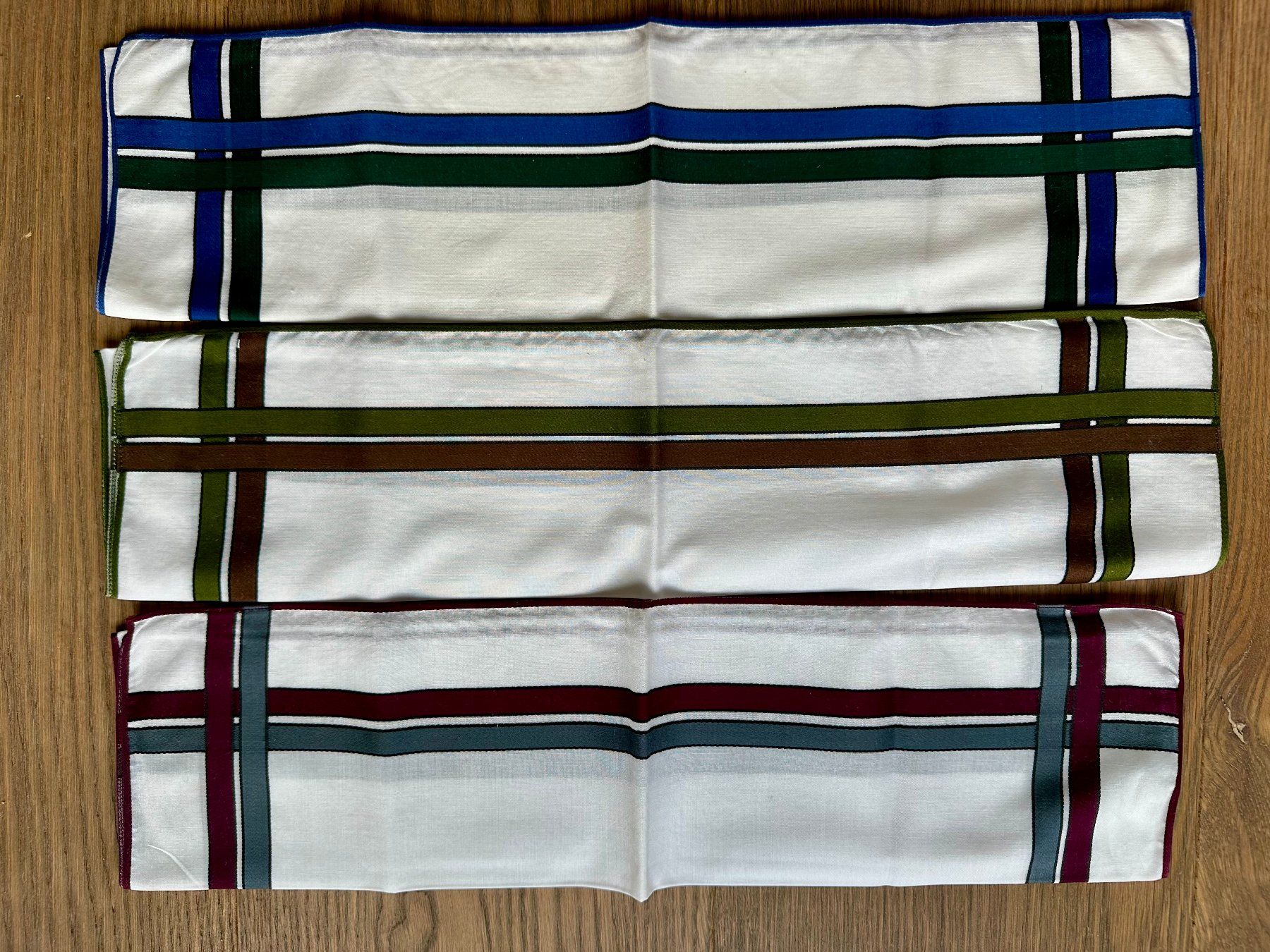 Sonstige Kleidung & Accessoires: Taschentuch Nastuch – Gebraucht aus Adligenswil von e17s15 2