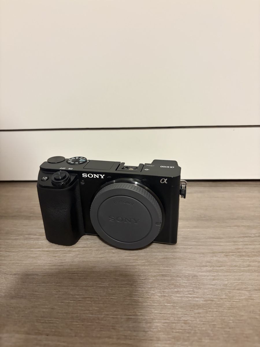 Sony Kamera: Sony Alpha 6100 – Neu (gemäss Beschreibung) aus Raron von bre_c9fh 2