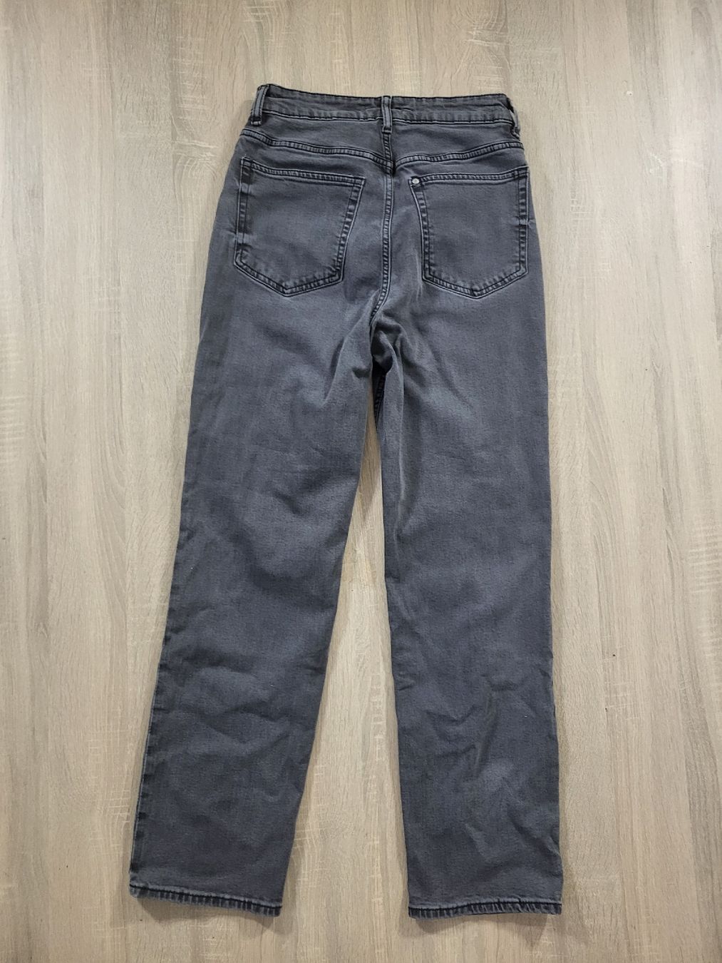 H&M Jeans: Jean H&M bon état – Nuovo (secondo la descrizione) da Genève venduto da AndresValdez 2