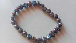 Perlenarmband / Perlen dunkel