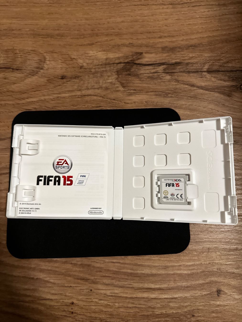 Spiele: FIFA 15 - Nintendo 3DS Spiel – Gebraucht aus Sulz AG von DealWerk 2