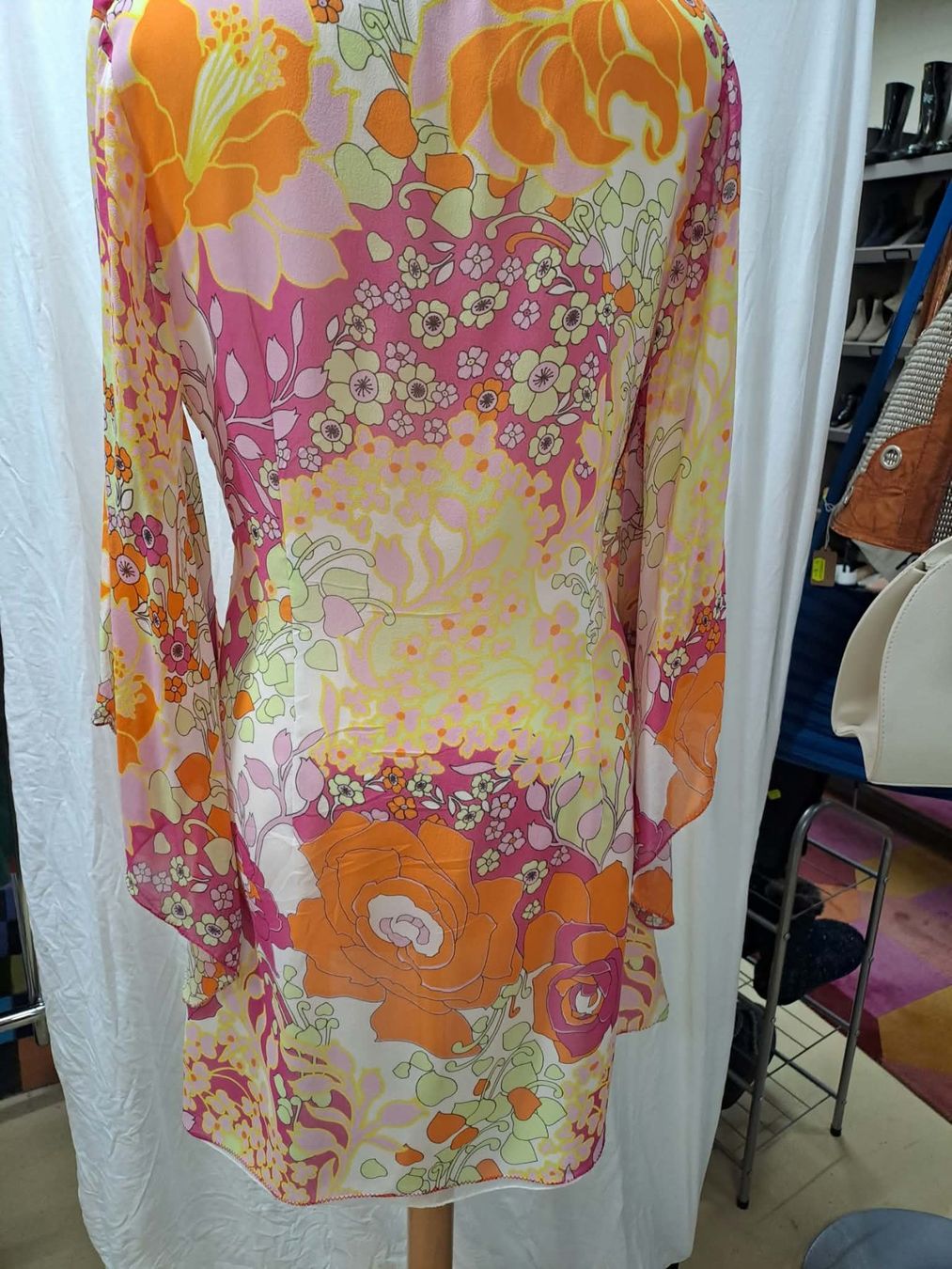 Moschino Robes: Robe Moschino – D'occasion à La Chaux-de-Fonds par Emmaus2300CDF 2