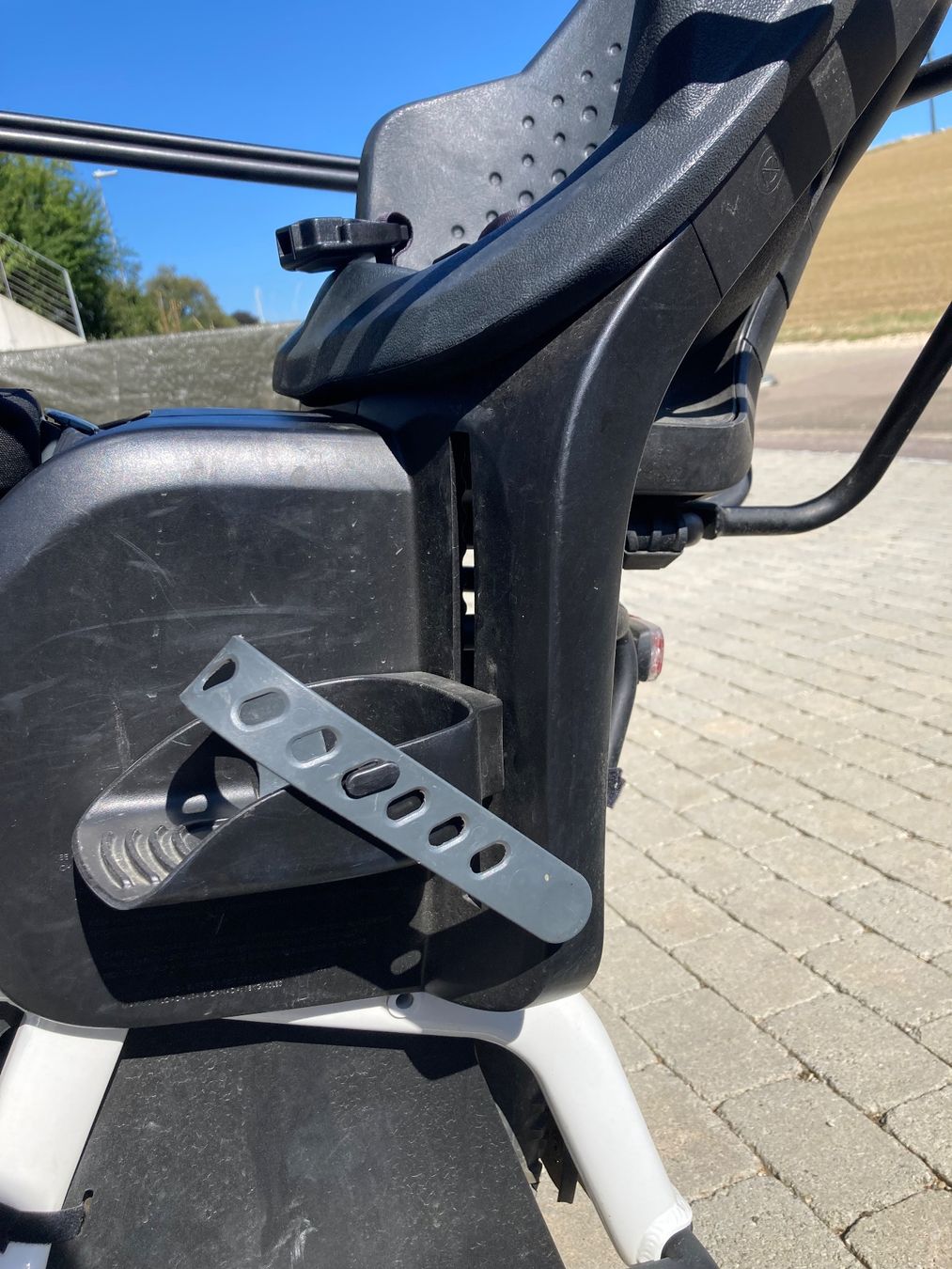 Auto-Kindersitze: Siège vélo Thule (universel) – Gebraucht aus Delémont von henneman 1