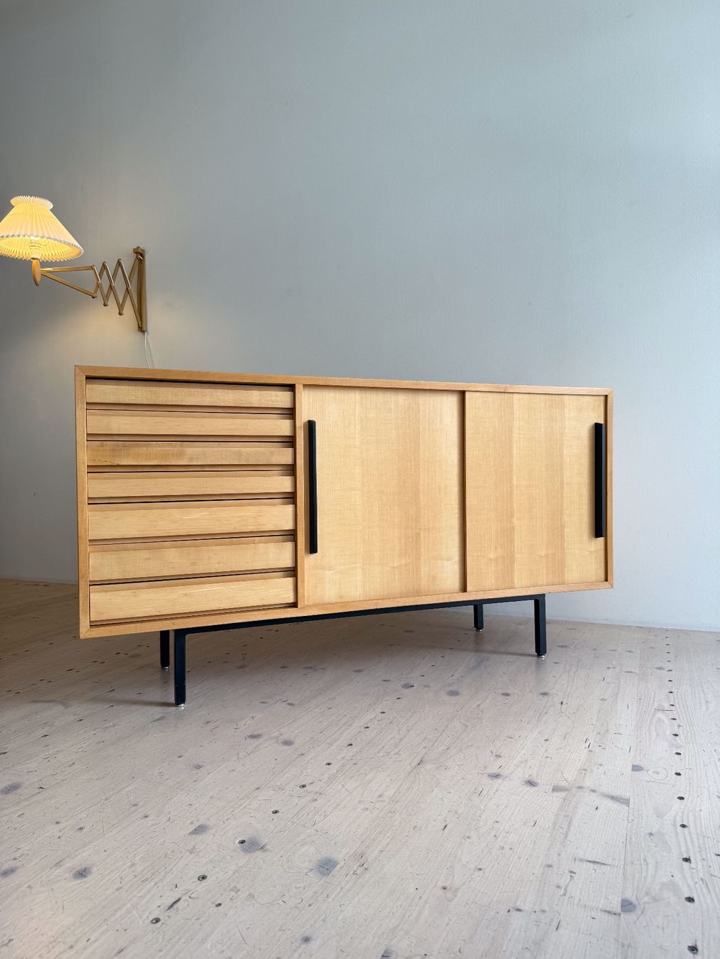 Commodes: Swiss Maple Sideboard 1950s – D'occasion à Zürich par heydaymoebel 4