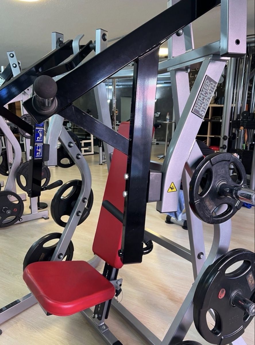 Vélos d'appartement: Bench Press Hammer Strenght – Neuf (Voir description) à Büsserach par Sito1979 1