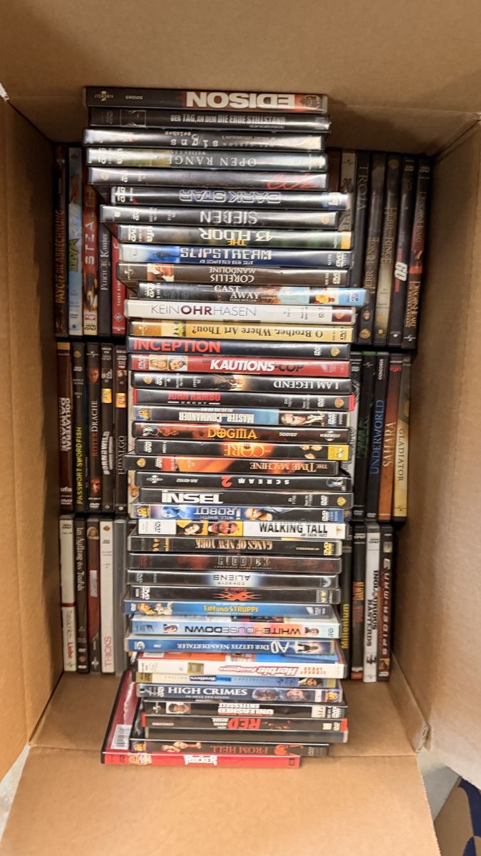 Tutti i DVDs: DVD Film Collection Gebrauchter Zustand – Usato da Rotkreuz venduto da perlengott 2