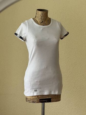Burberry Tshirt
