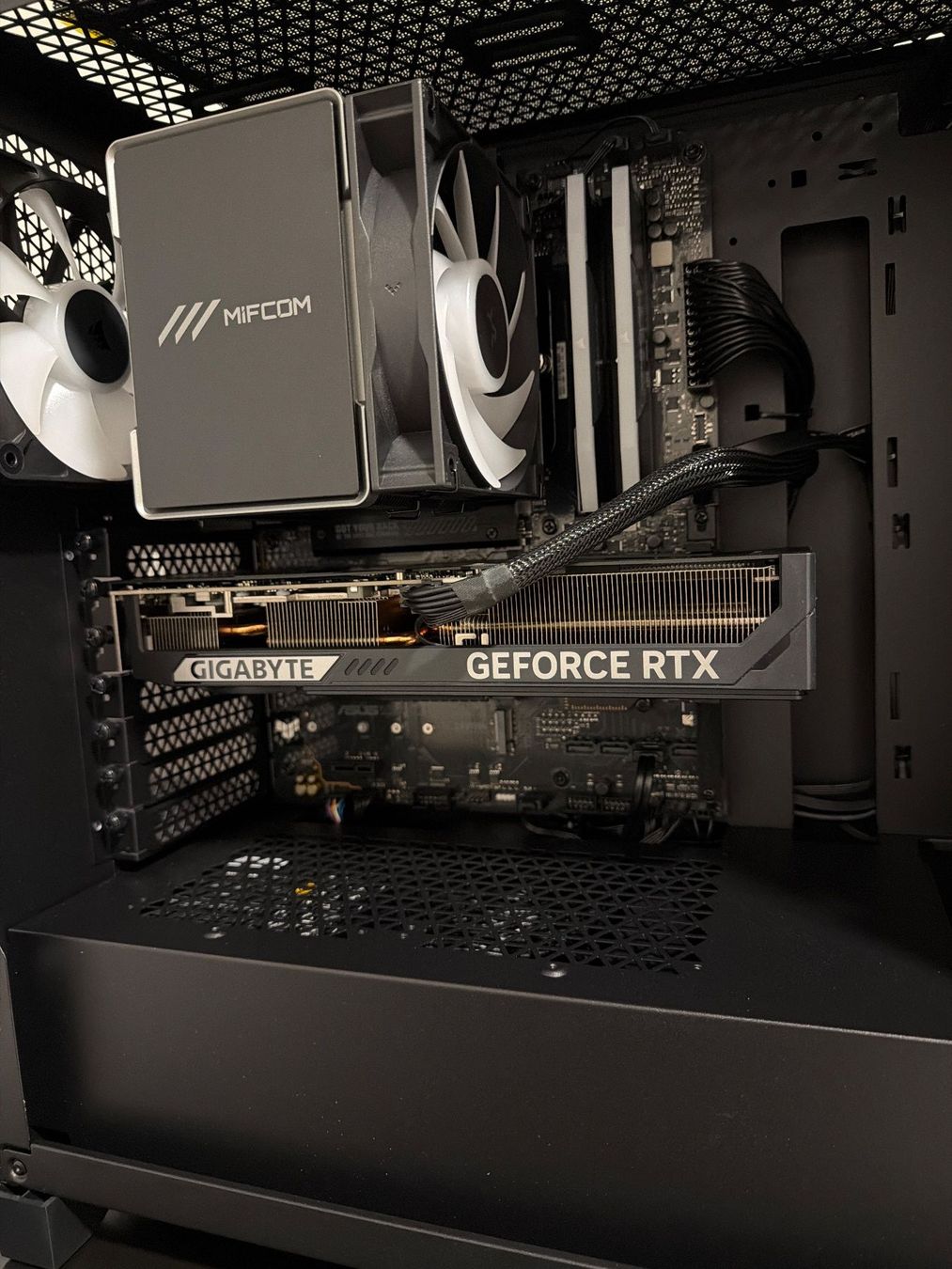 PC: Gaming setup – Usato da Vaduz venduto da F1m0 3