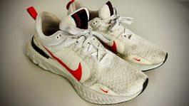 Nike React Infinity Run Flyknit 3 Gr. 42.5 / US 9 Laufschuhe