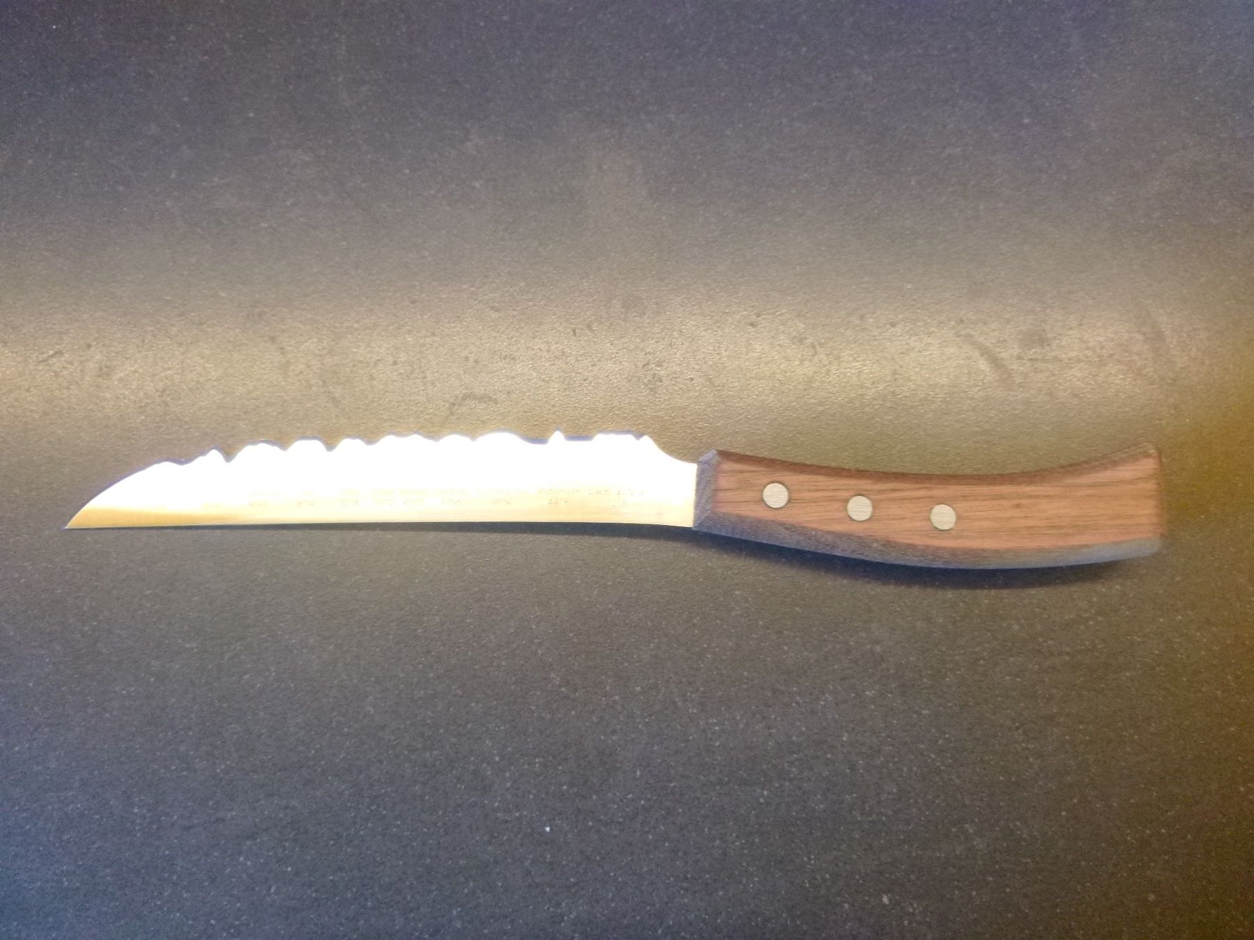 Panorama Knife Küchenmesser: "Panorama Knife" Käsemesser – Gebraucht aus Freudwil von Traktor57